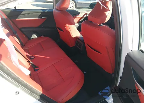 2025 Toyota Camry Xse z USA, uszkodzony, nr VIN 4T1DBADKXSU007218